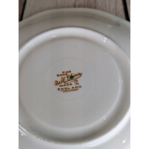 Vintage Bell China Fine Bone China Teacup and Saucer Set With Floral Pattern - Picture 5 of 7